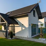 Domino-domek 1