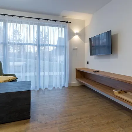 Domino-domek 1 펜션 크로시엔코